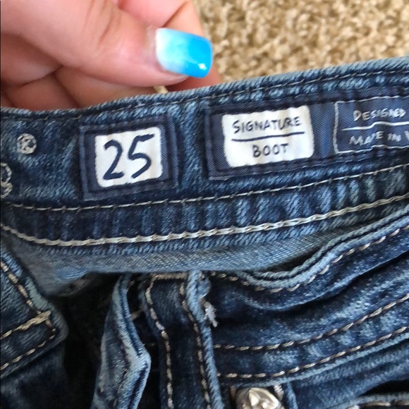 Miss Me Jeans - Picture 2 of 3